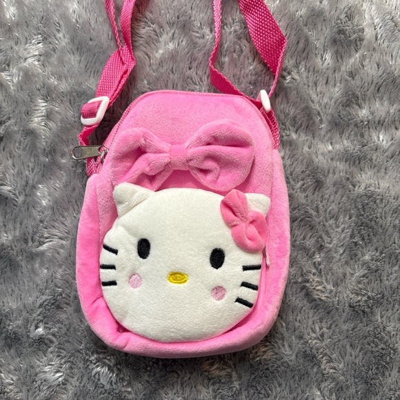 Hello Kitty Bundle - Picture 4 of 11
